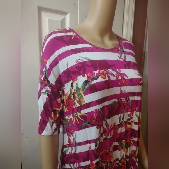 Cato women's size small pink and white striped floral tunic blouse shirt top - Picture 3 of 6